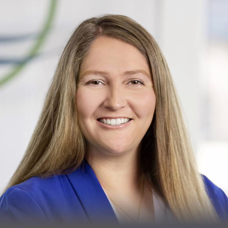 Dr-Olivia-CFD-Headshot-Mobile_GRAD